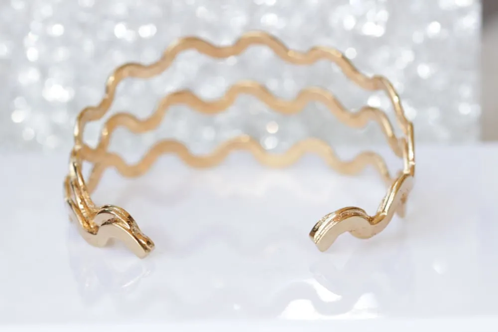 Chunky Gold bracelet