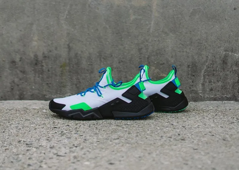 NIKE - Men - Air Huarache Drift - White/Black