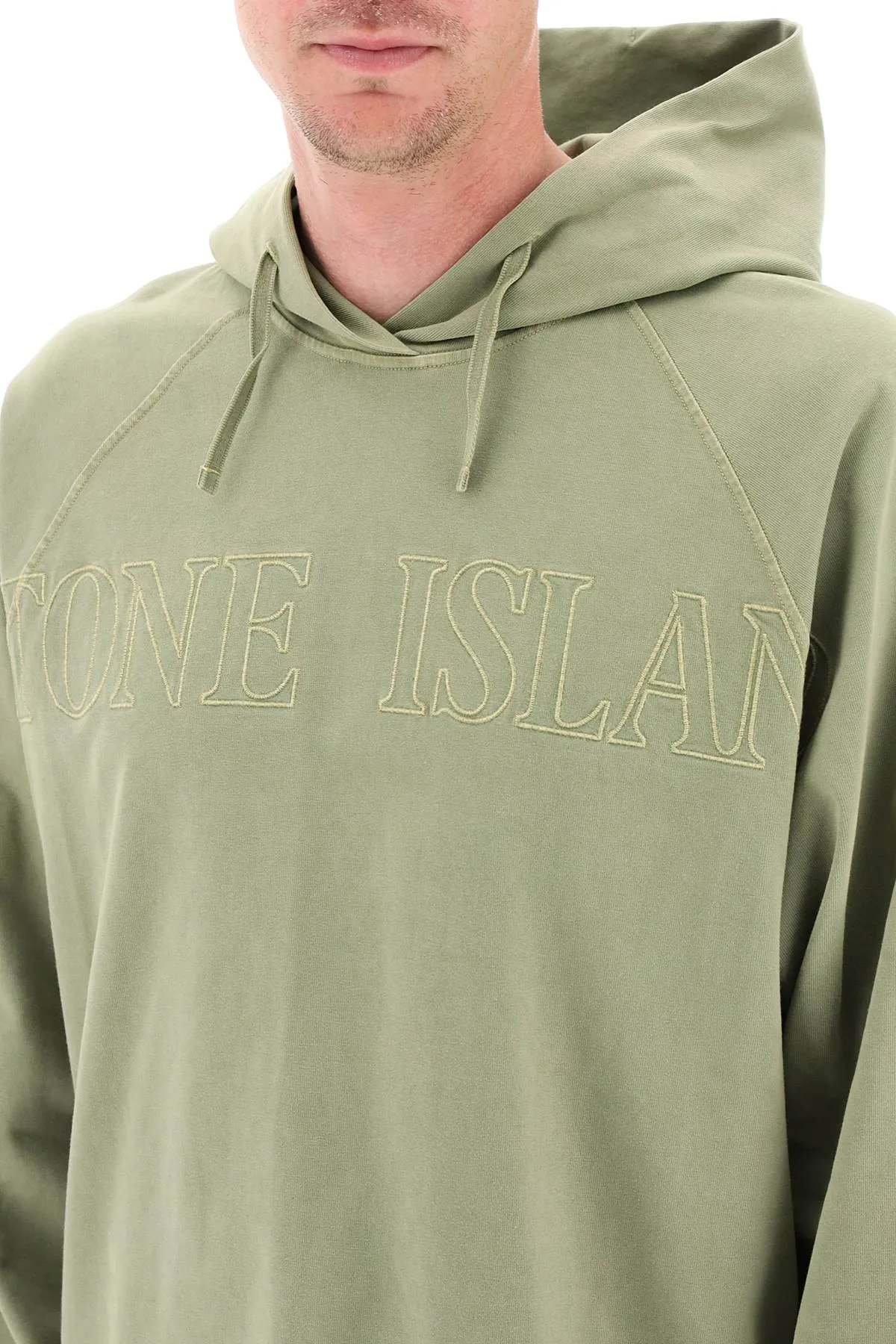 Stone island embroidered logo lightweight hoodie